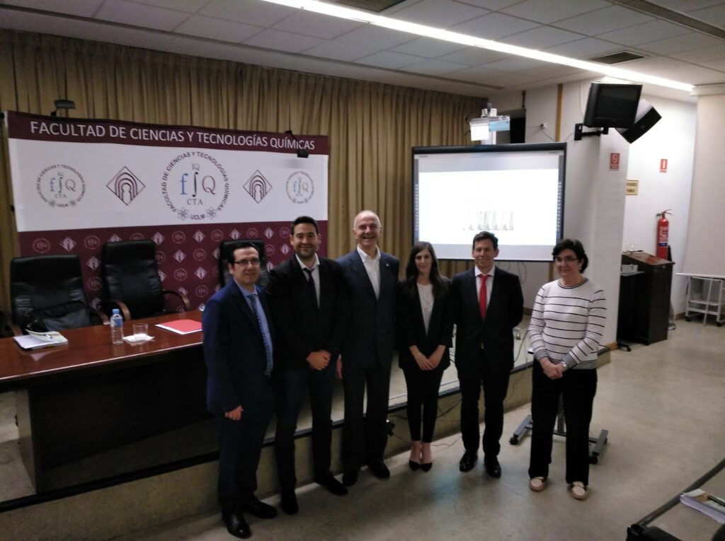 Nacho participates in the evaluation of the PhD Thesis of Almudena Lorente at the Universidad de Castilla y la Mancha (UCLM)