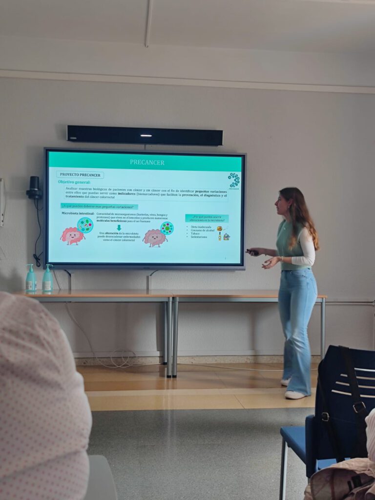 Celia presents the PRECANCER initiative at Hospital Universitario Torrecárdenas! Clear and effective Presentation !