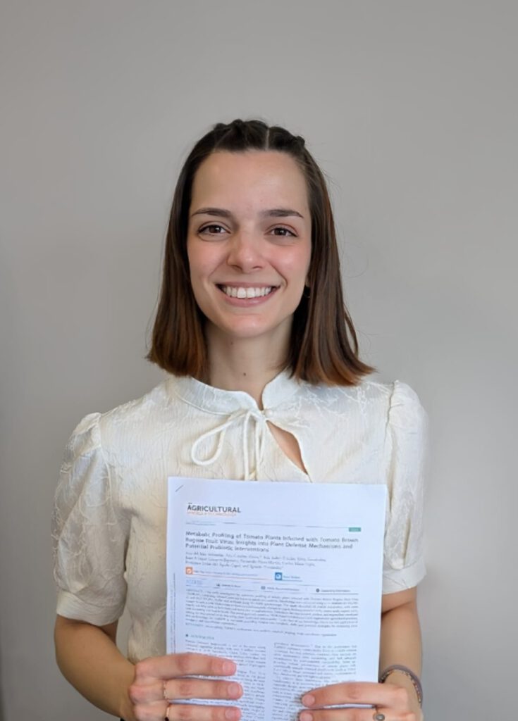 Ana del Mar publishes in ACS Agricultural Science & Technology ! Tomato Brown Rugose Fruit Virus through NMR Metabolomics ! Congratulations Ana !